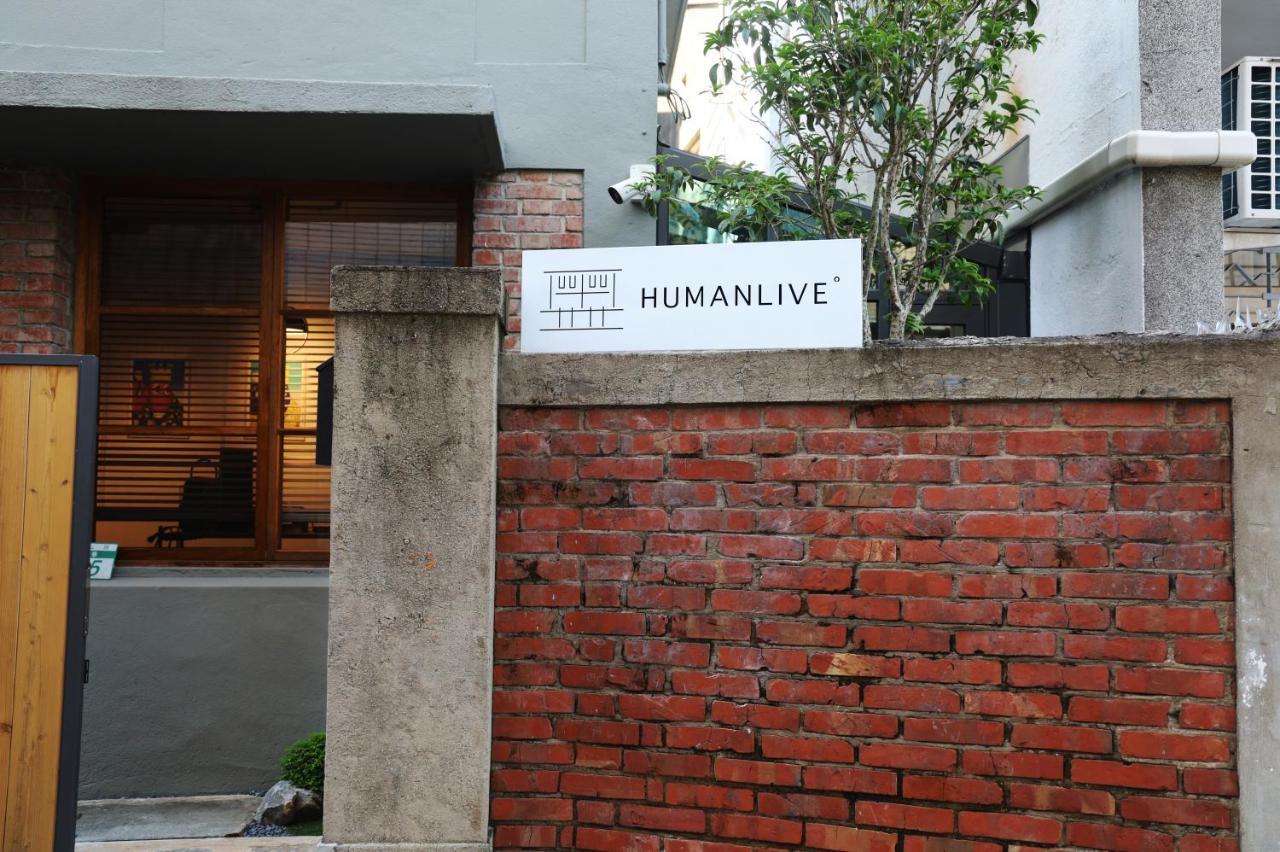 Humanlive Apartment Tainan Luaran gambar